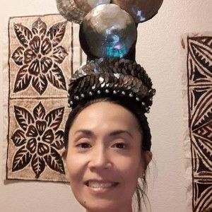 Meet your Posher, Pauline